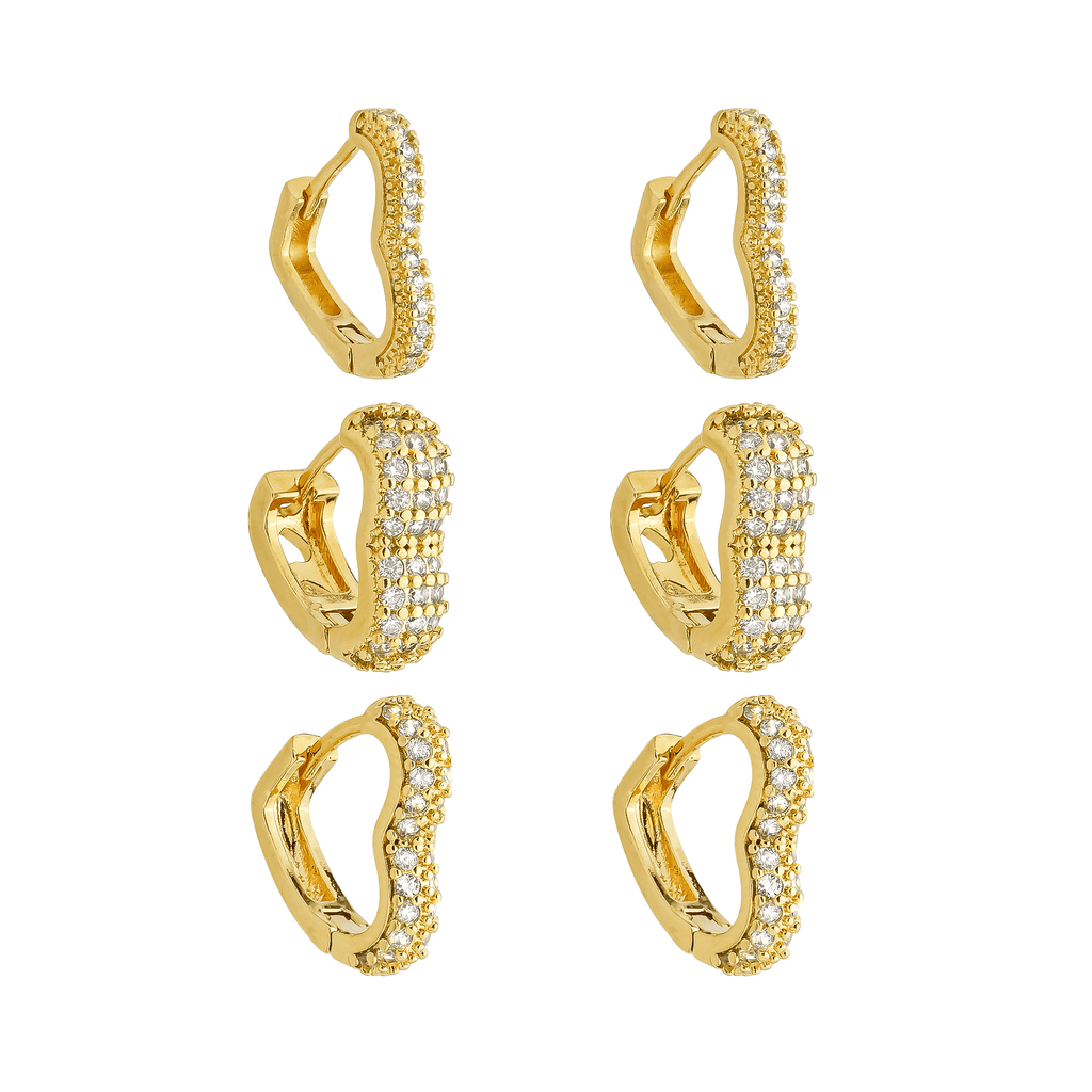 Trio Dourado de Argolinhas de Coração Cravejados de Zircônia